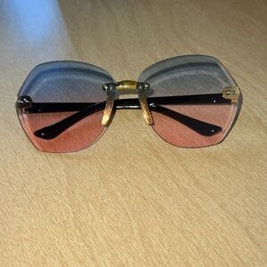 Unisex kids fashion ombré sunglasses. NWOT